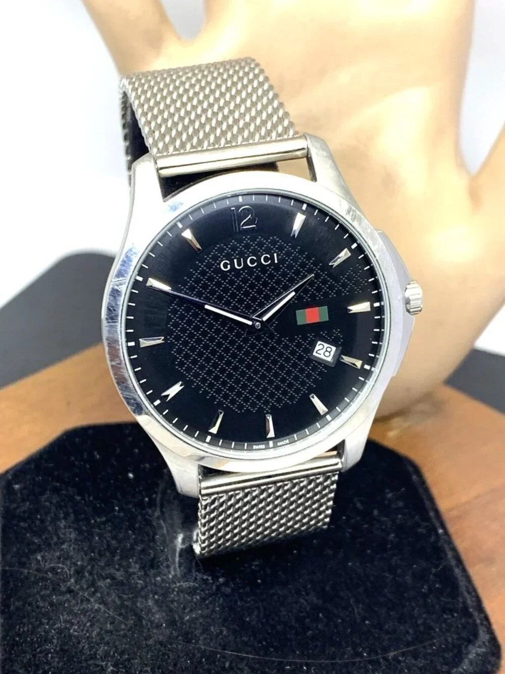 Gucci Men's Watch YA126308 G-Timeless Swiss Quartz Black Dial Stainless Steel